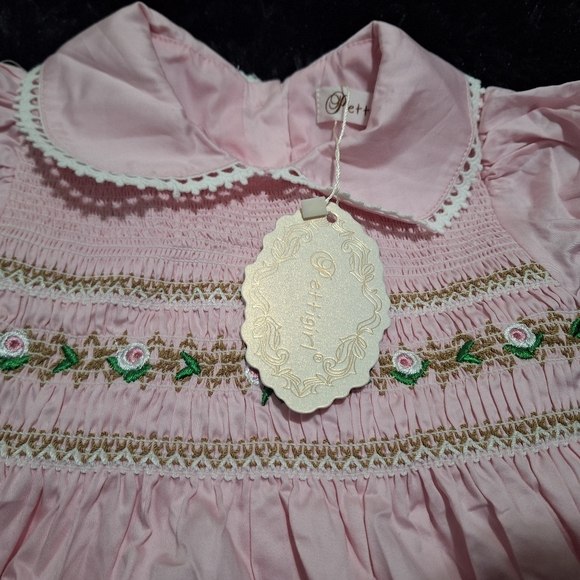 Adorable old fashioned toddler dress - Picture 4 of 9